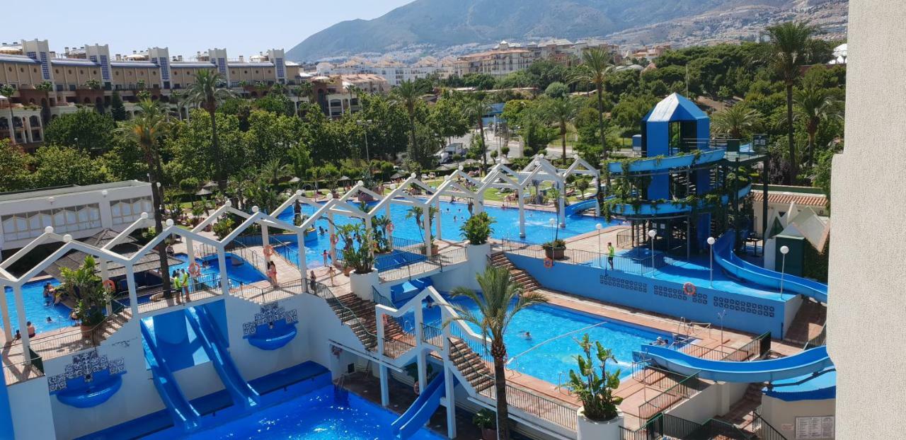 El Estudio De La Playa Benalbeach Holidays Deluxe Benalmadena Bagian luar foto